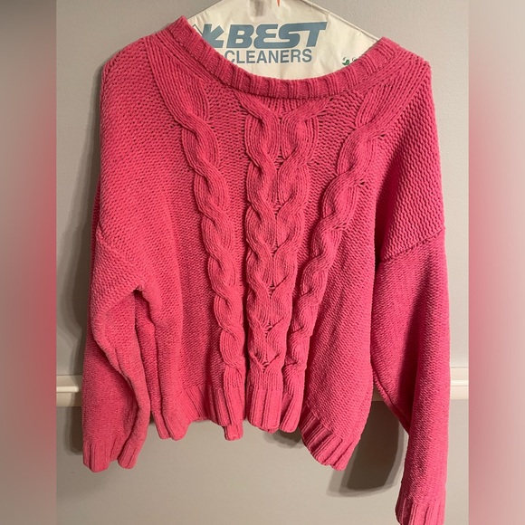 American Eagle pink sweater size Medium - Picture 1 of 3